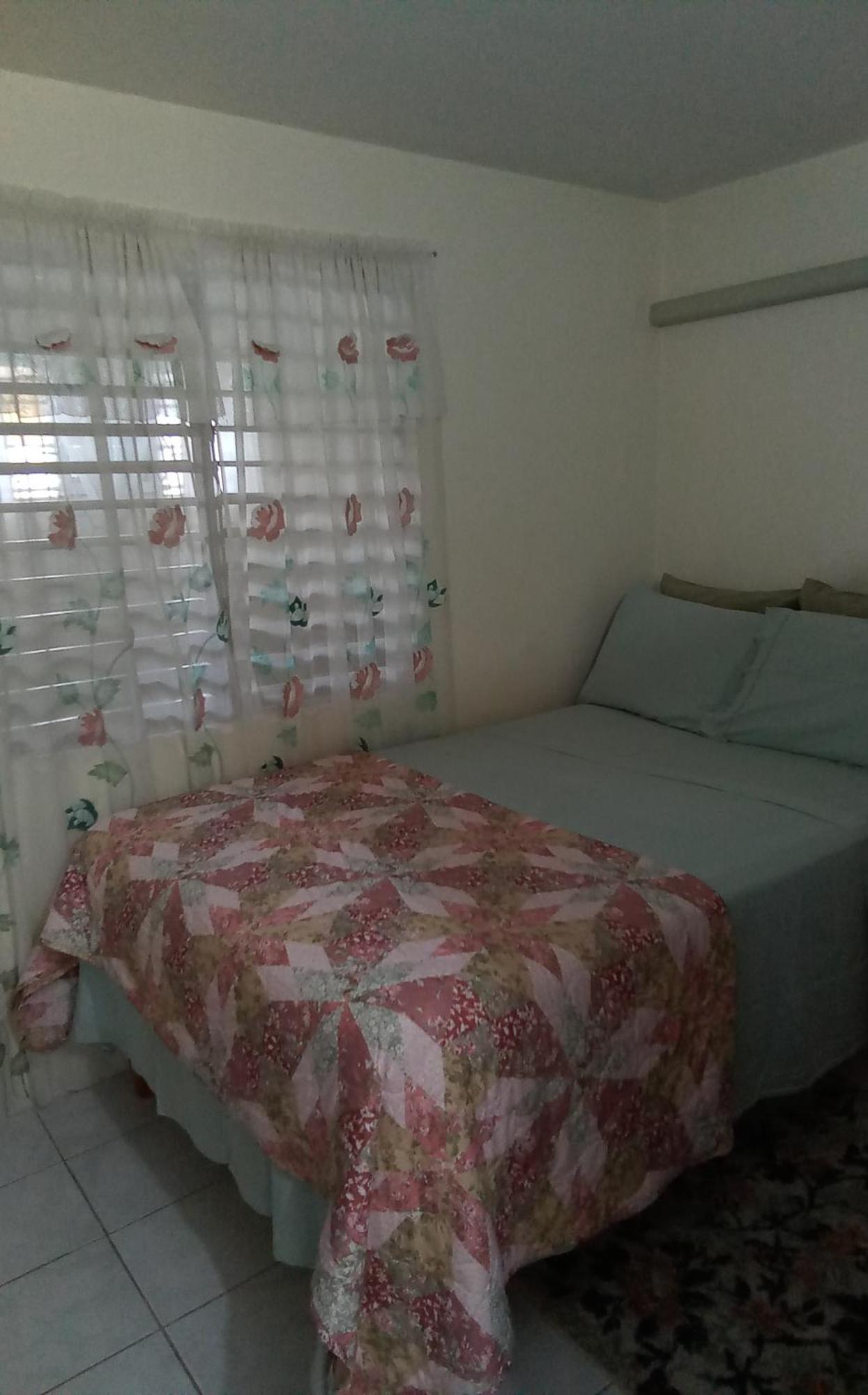Apartmán Cozy & Comfy Portmore Exteriér fotografie