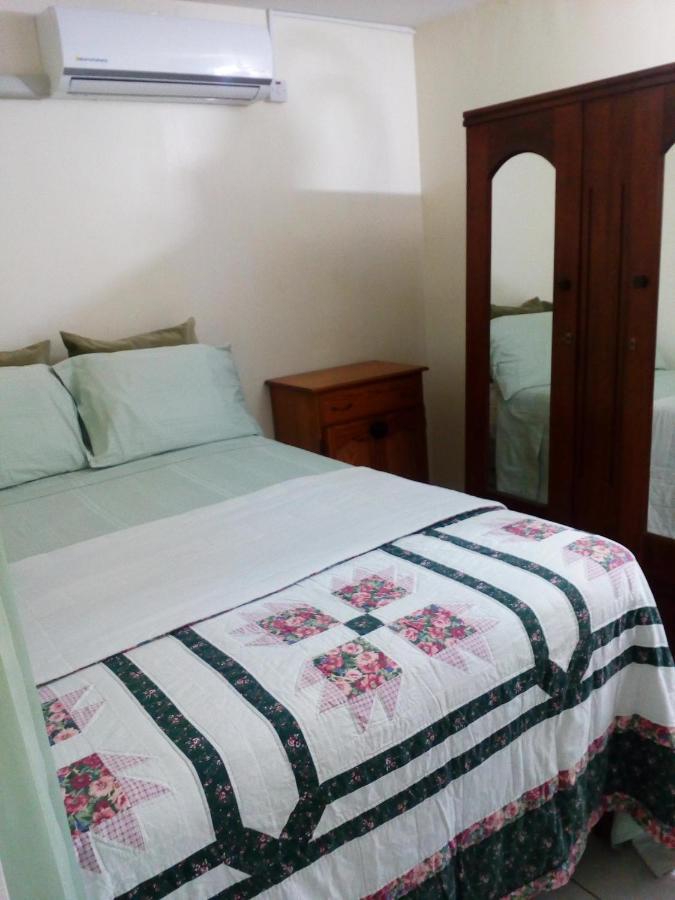 Apartmán Cozy & Comfy Portmore Exteriér fotografie